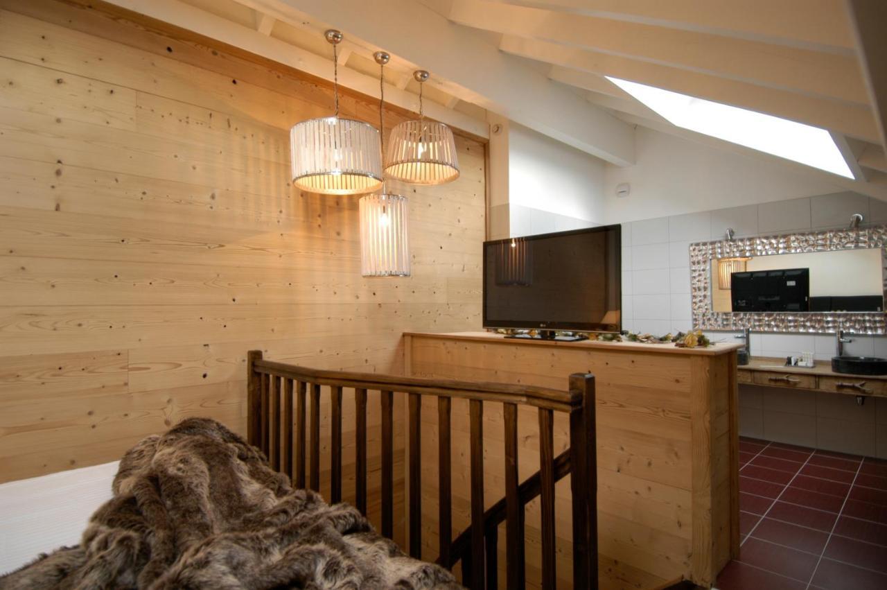 Auberge De Maison Rouge Vétraz-Monthoux Værelse billede