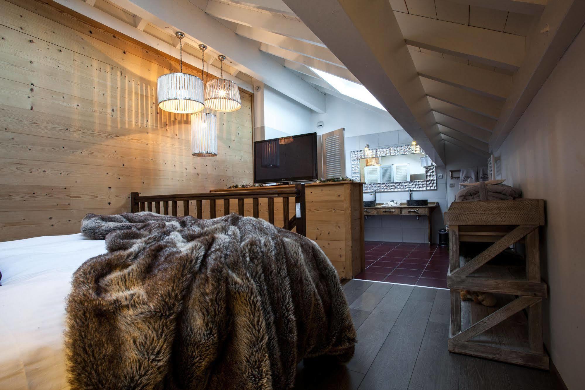 Auberge De Maison Rouge Vétraz-Monthoux Eksteriør billede