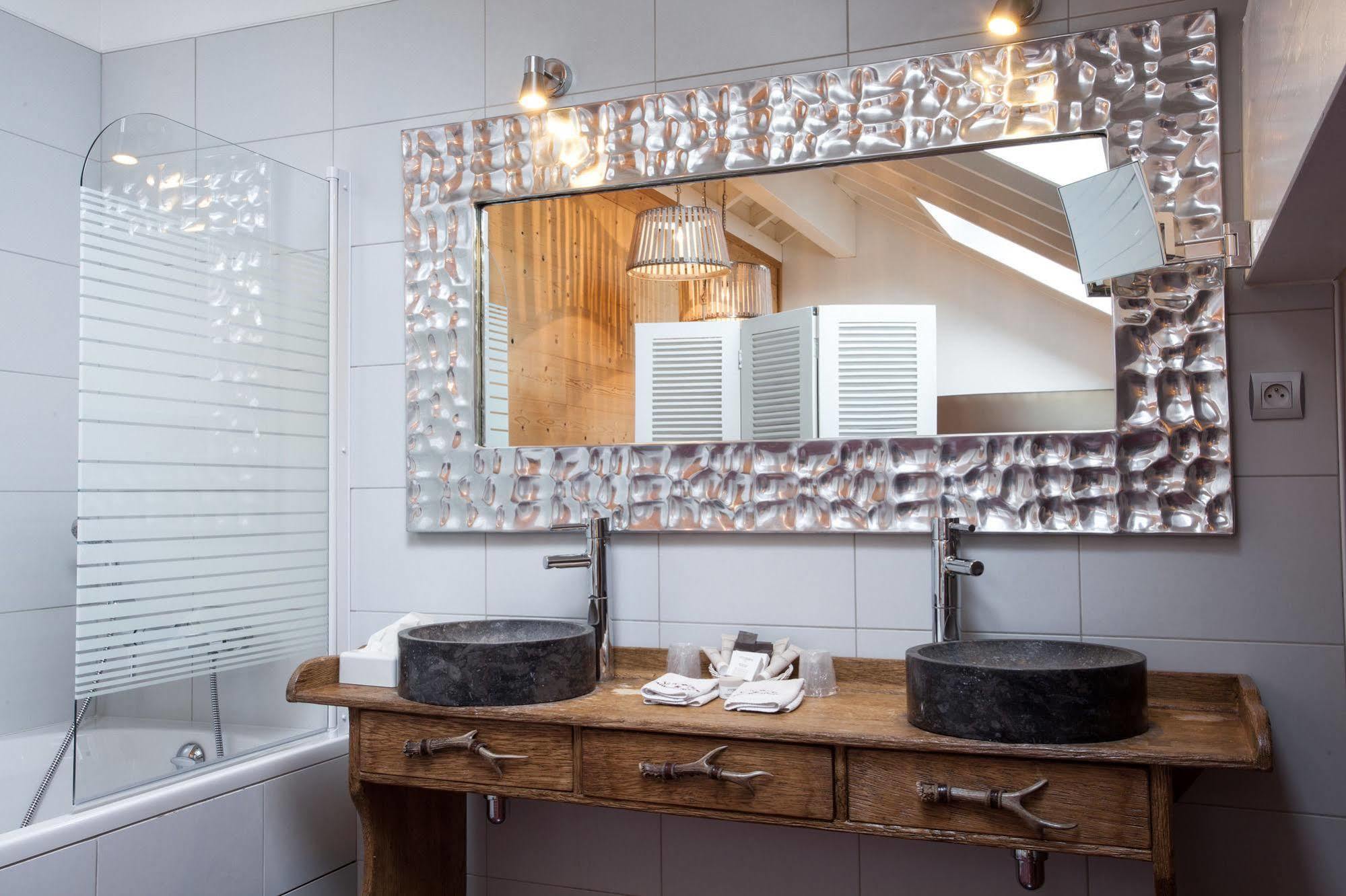 Auberge De Maison Rouge Vétraz-Monthoux Eksteriør billede