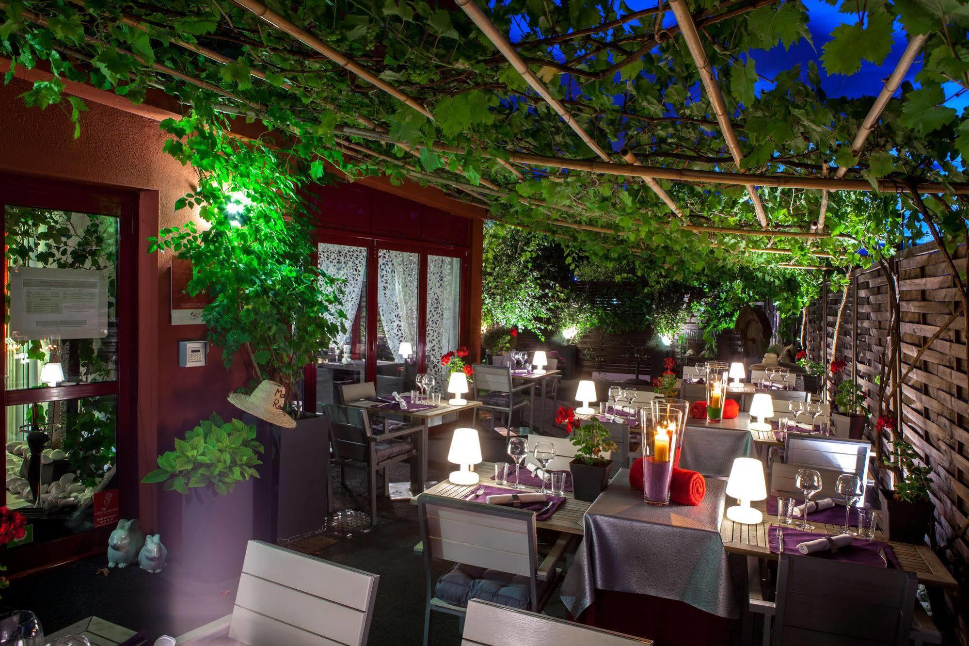 Auberge De Maison Rouge Vétraz-Monthoux Eksteriør billede